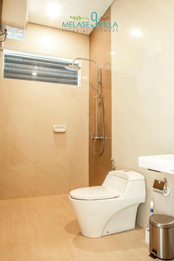 Melase 9 Villa, Senggigi Матарам Екстериор снимка